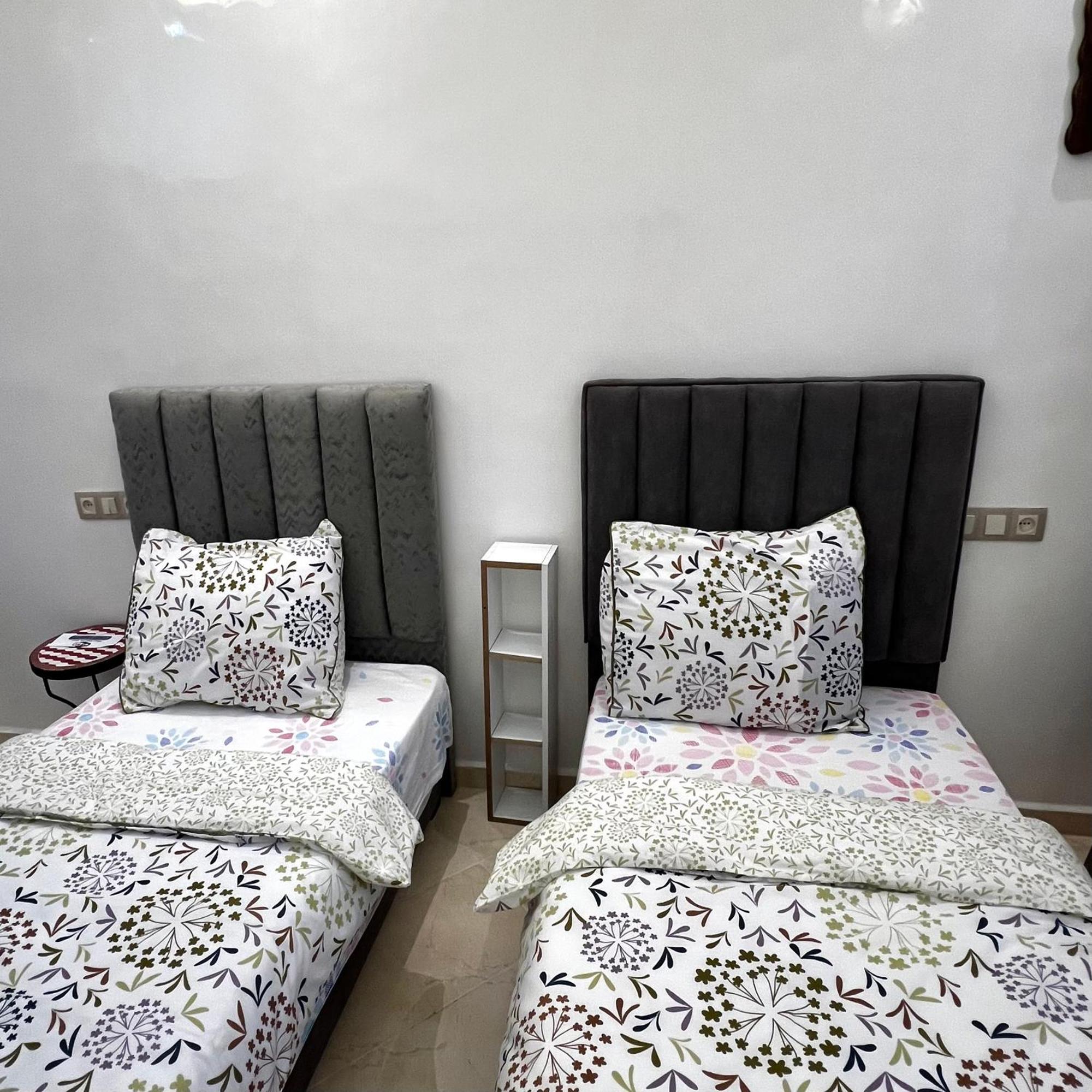 Appartement Proche Aeroport, Dar Nahila Marrakesh Bagian luar foto
