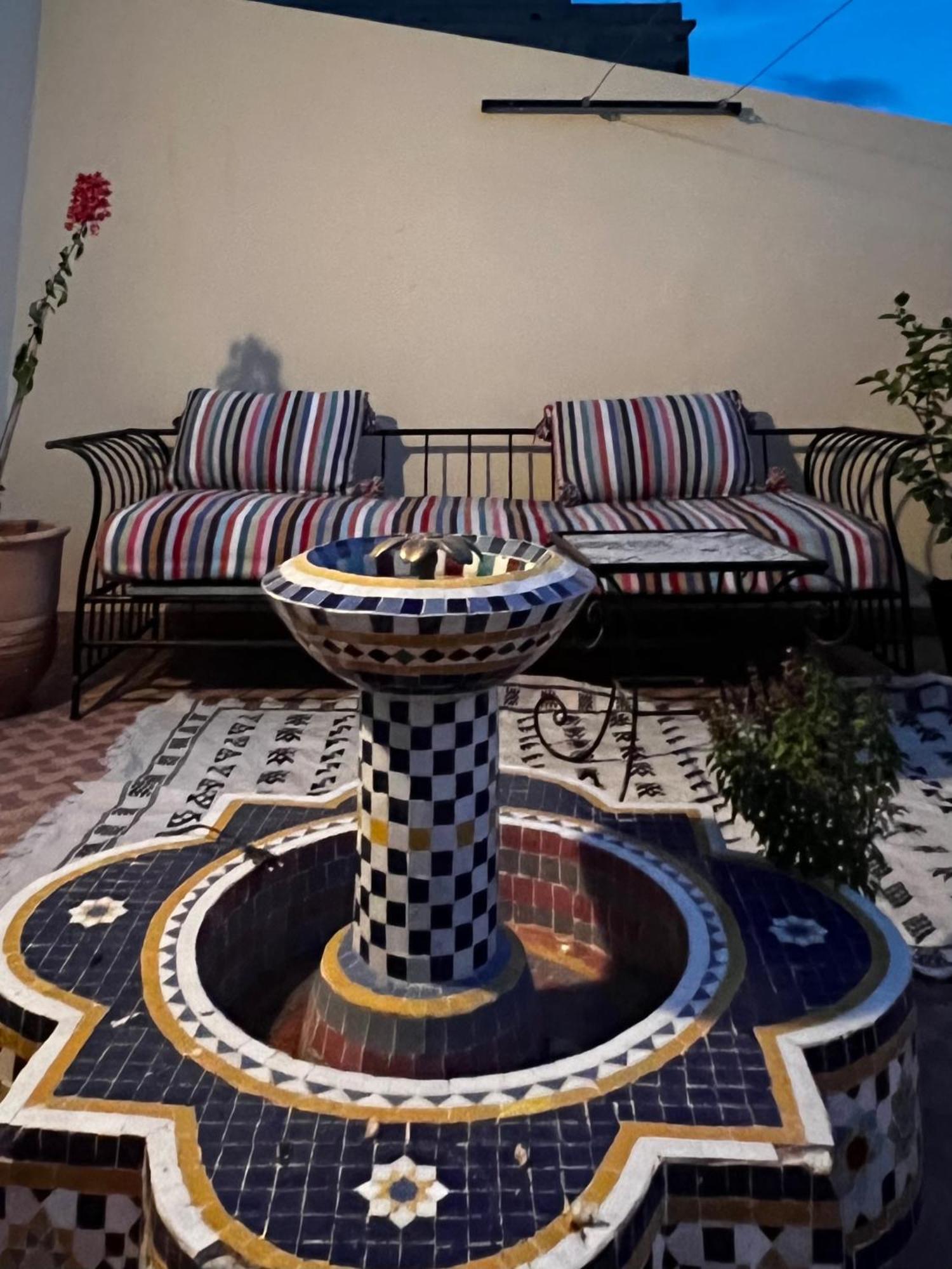 Appartement Proche Aeroport, Dar Nahila Marrakesh Bagian luar foto